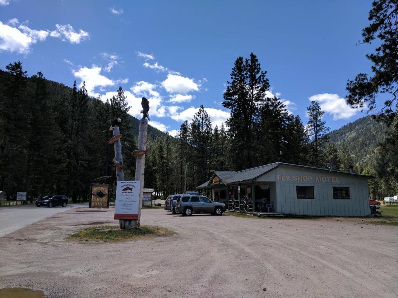 Rock Creek Mercantile & Motel Clinton Exteriör bild